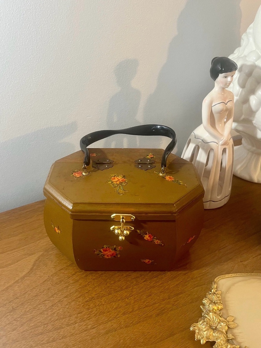 Vintage Floral Octagon Handbag - Olive Green